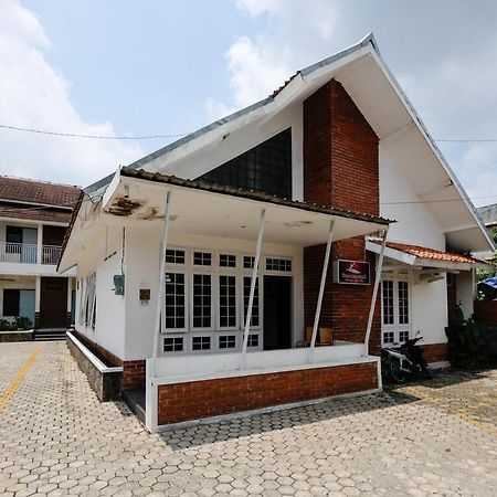Reddoorz Near Moro Mall Purwokerto Exteriér fotografie