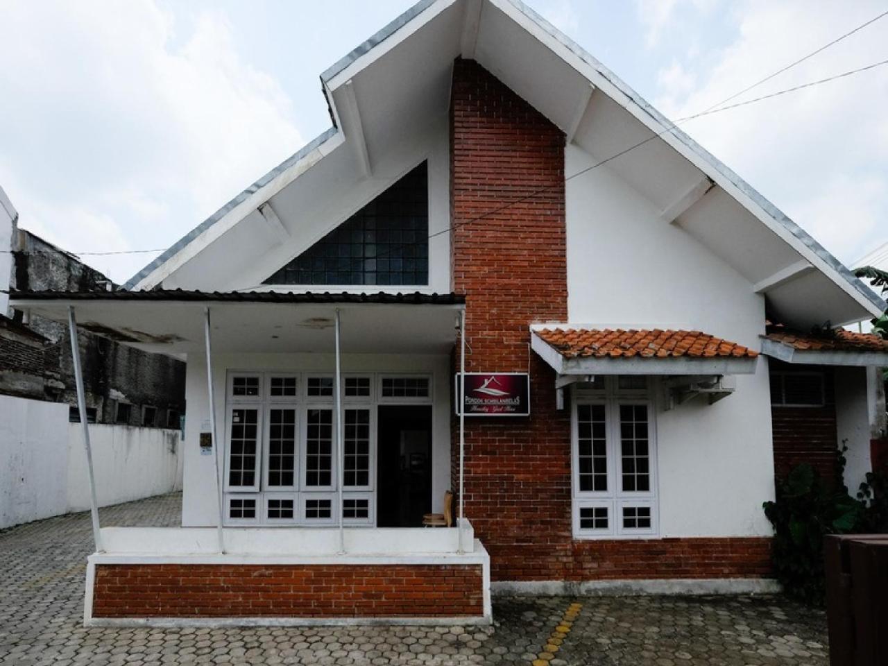 Reddoorz Near Moro Mall Purwokerto Exteriér fotografie